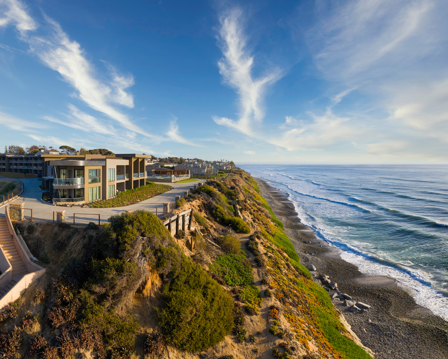 Encinitas exterior shot of hotel