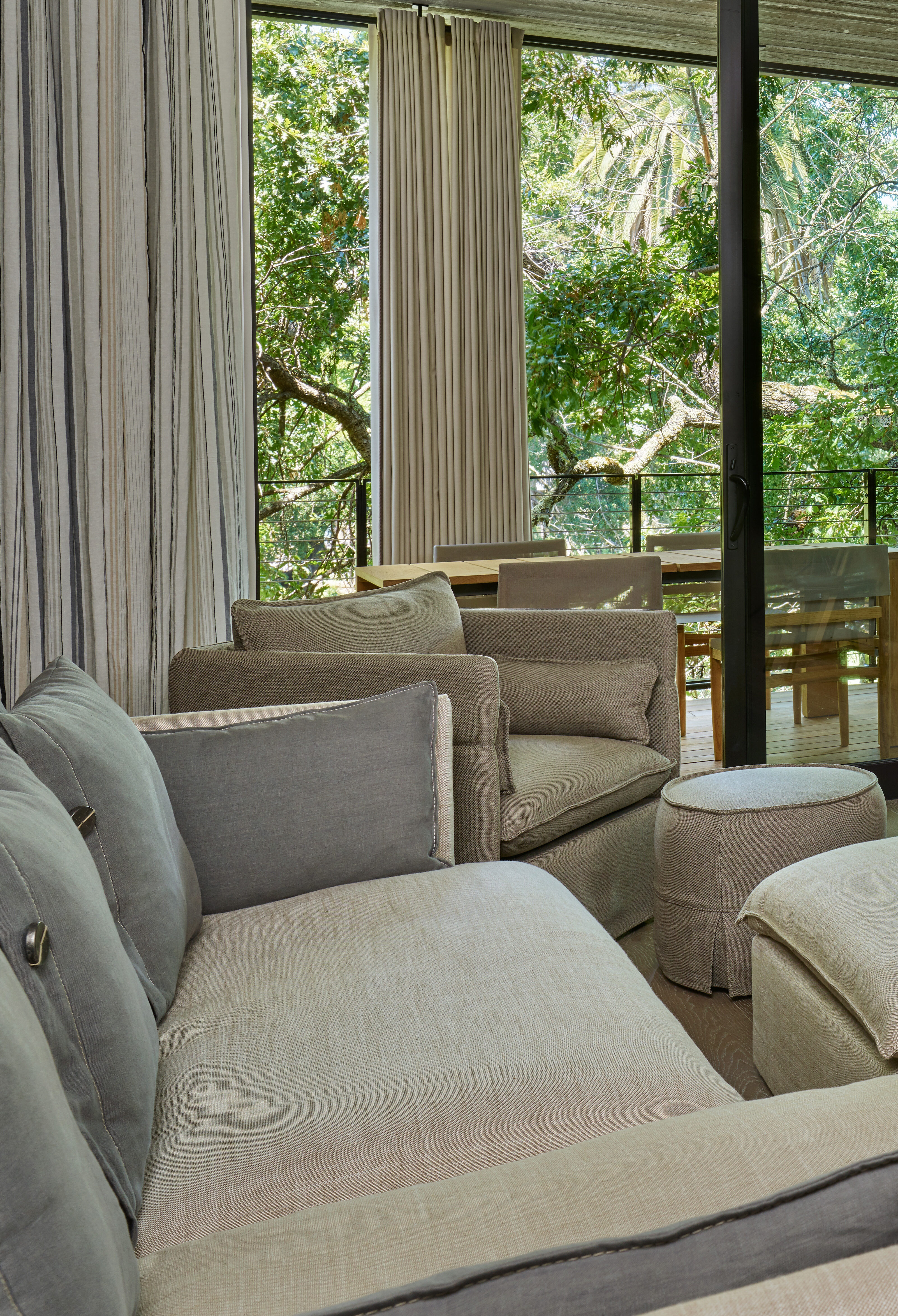 Bridgeview Suite Living Room