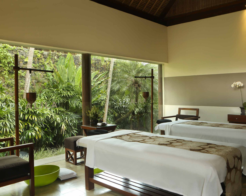 massage bed at the ubud alila spa