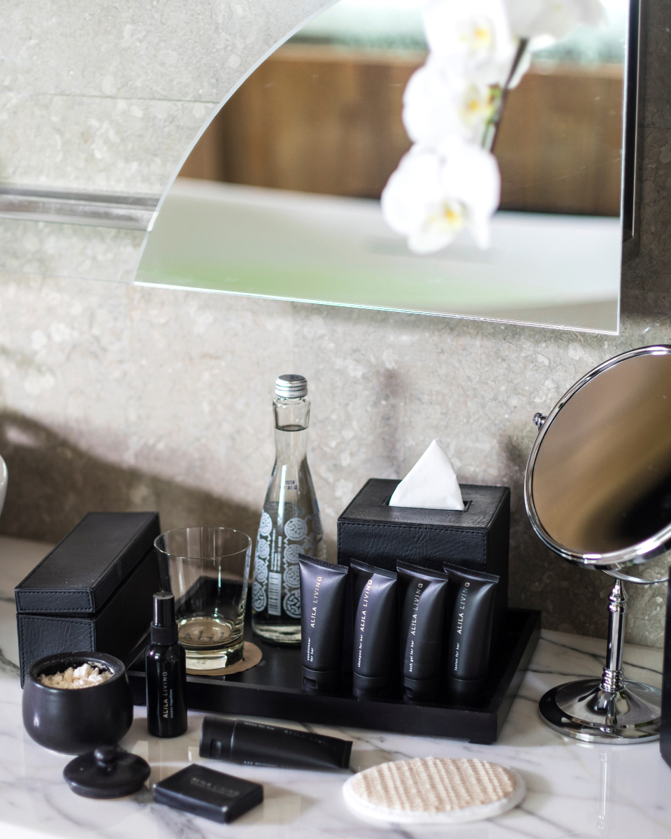 close up of luxe hotel amenities